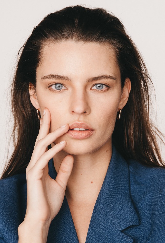 Ella M | Network Model Agency