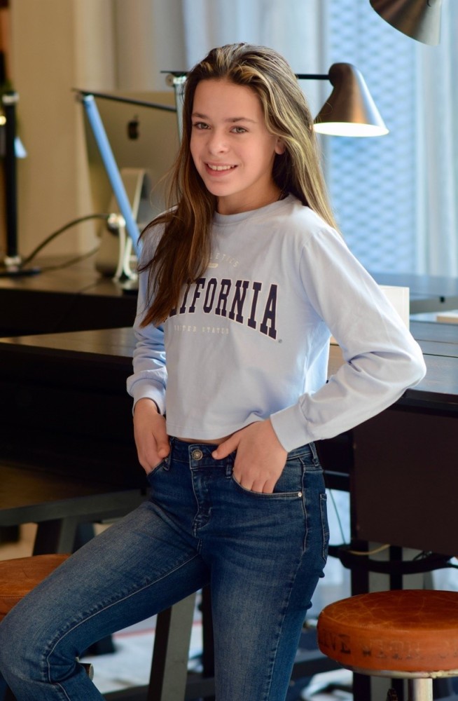 Eva B | Network Model Agency