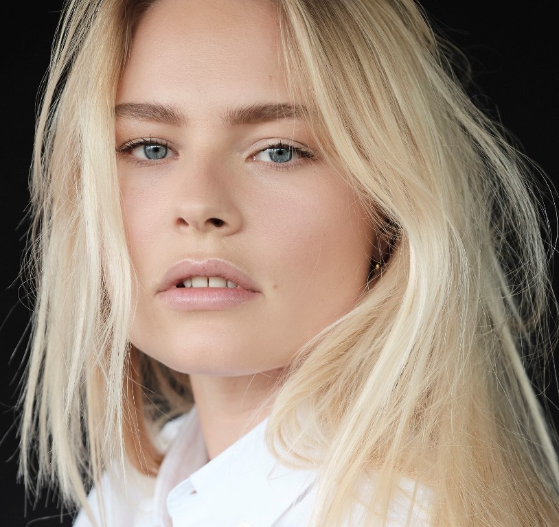 Merel Z | Network Model Agency