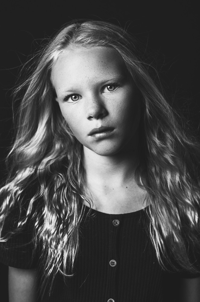 Mila VDP | Network Model Agency