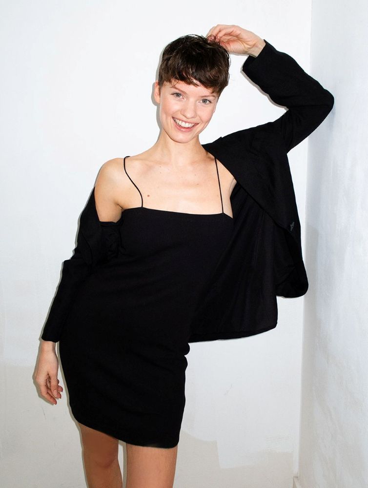 Roos R | Network Model Agency